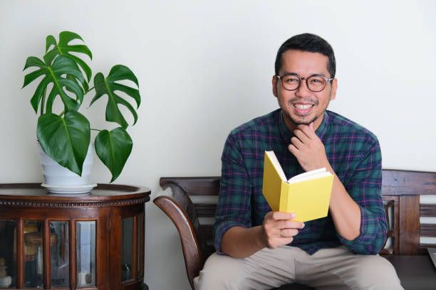 Kursi Futura: Solusi Tempat Duduk Serbaguna